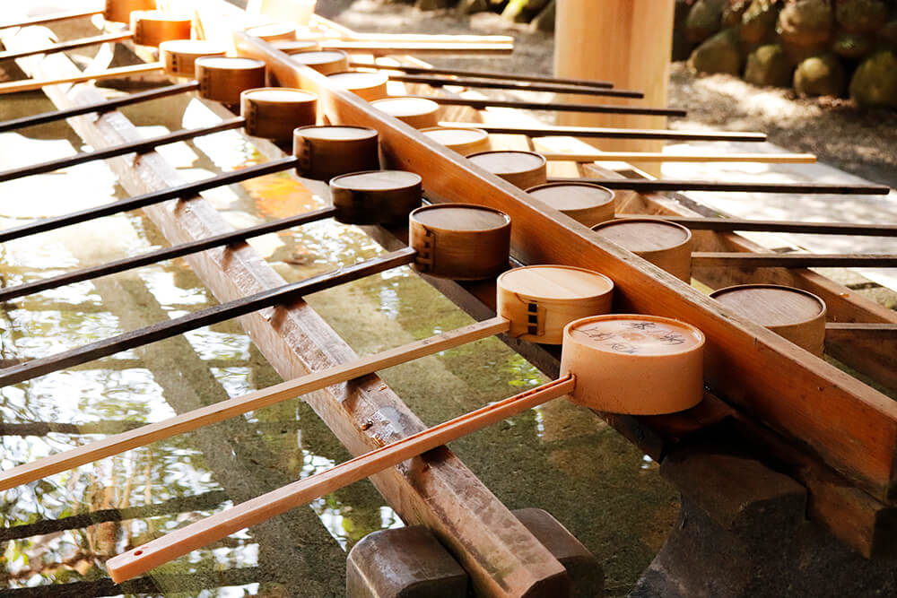 岩戸神社の清め水